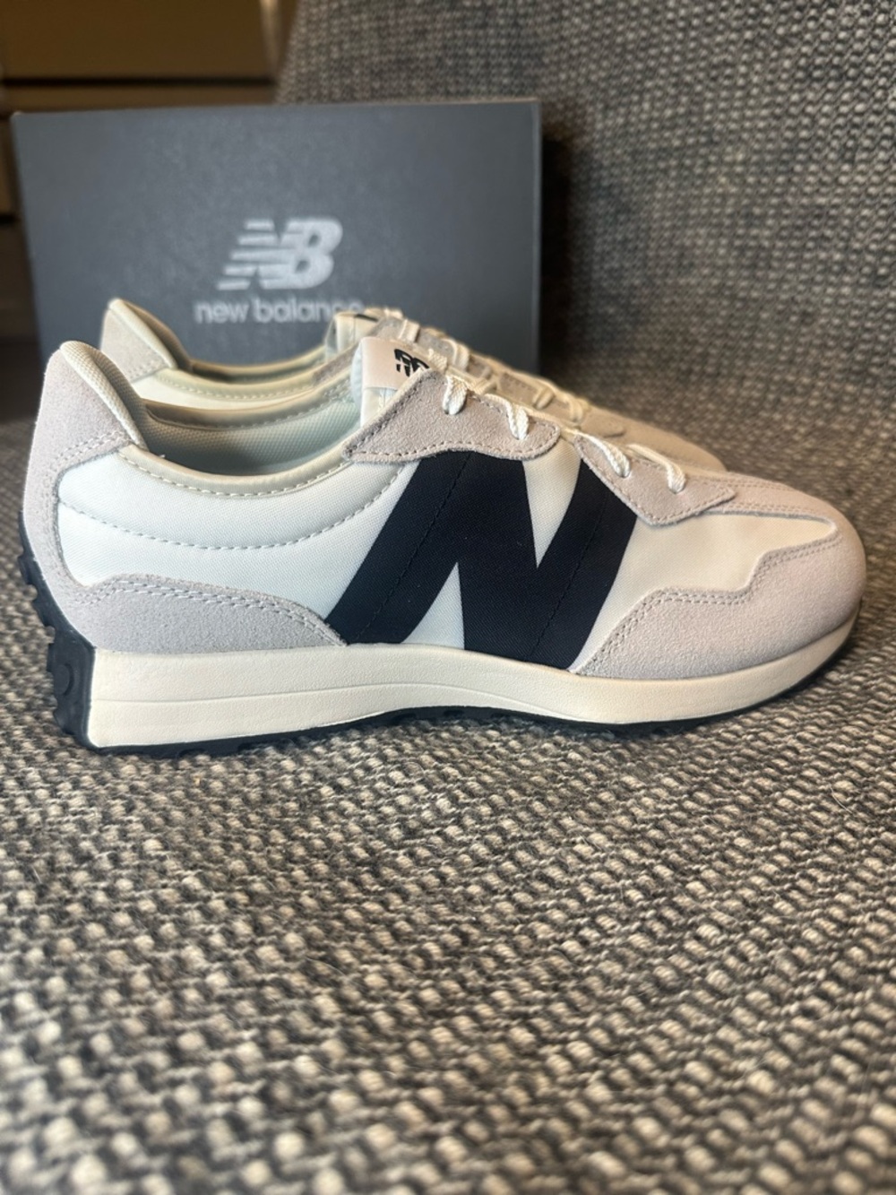 🆕 New Balance 327 Shoes - Picture 7 of 9
